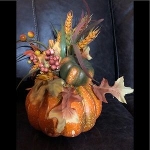 Fall Pumpkin arrangement